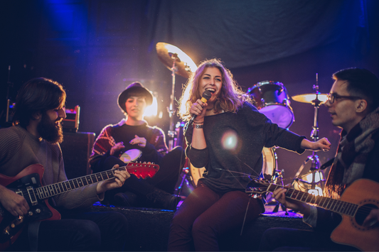 Finding the right roving entertainment for your event (4 things to consider)